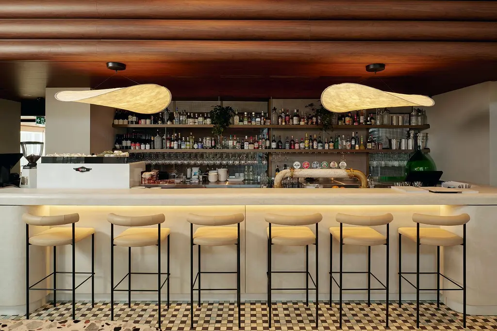 Novotel St Kilda  image 2