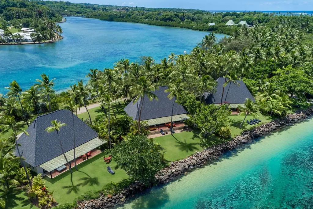 The Beachcomber Hotel & Resort image 5
